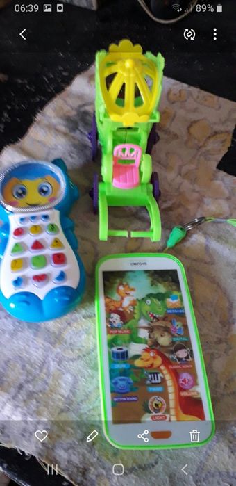 Детские телефоны. Игрушки