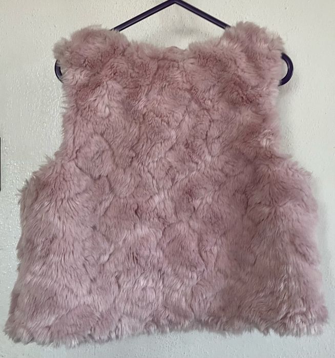 Futerkowa kamizelka H&M 122 cm.