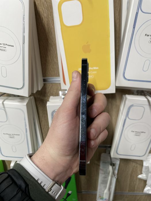 Мобільний телефон Iphone 12 pro 128