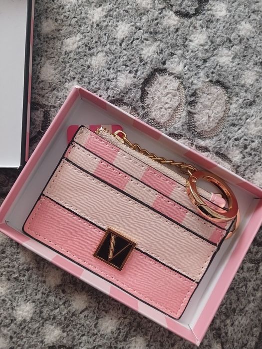 картхолдер victoria's secret.
