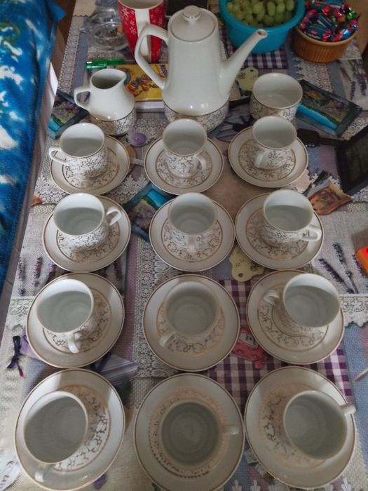 Serwis kawowy Chodzież 12 osob