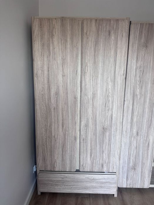 Komplet mebli biurko szafa 2 słupki