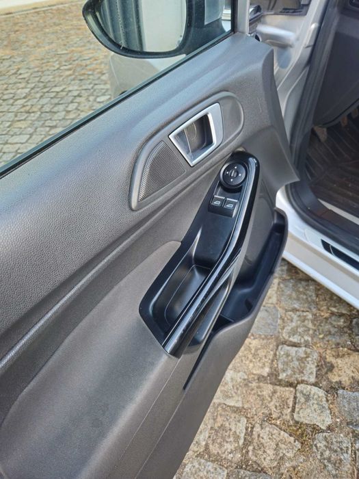Ford Fiesta 1.0 Trend – 80 cv | 2015 | 174.633 km