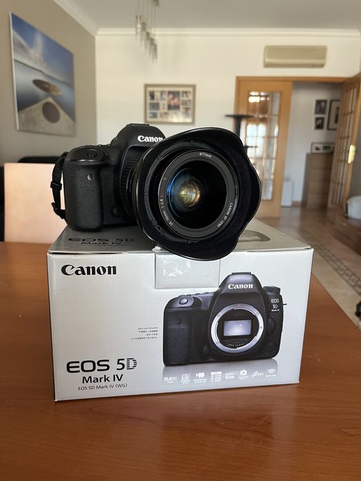 Canon 5D Mark IV (estado impecável!!)
