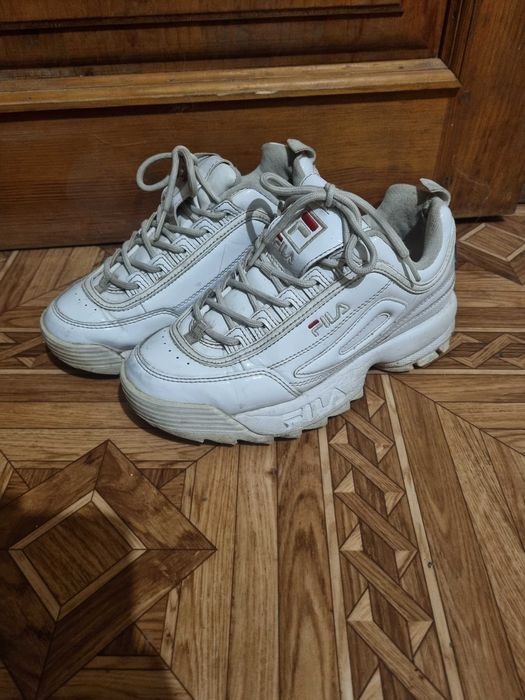Кроссовки белые женские Fila