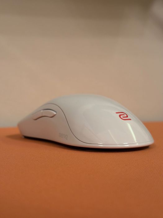 Zowie FK2-DW Limited Edition White