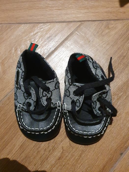 Buty Mokasyny Gucci dla rocznego chłopca Eleganckie