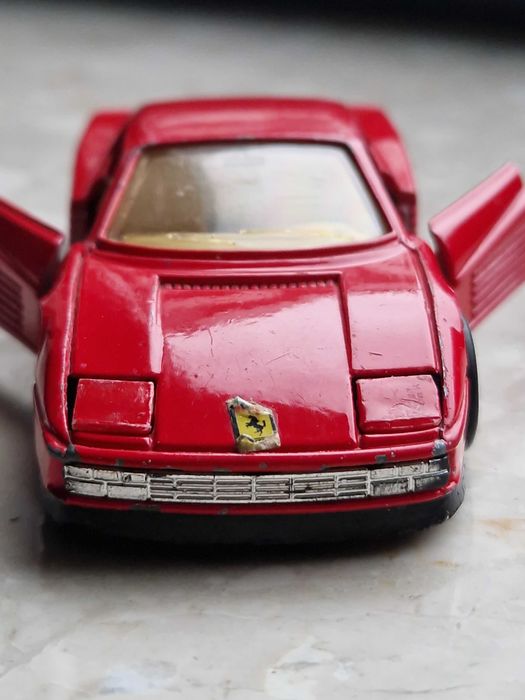 Ferrari Testarossa Red 1:39 MC Toy