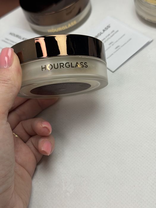 Пудра для обличчя Hourglass Veil
