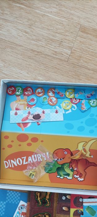 Gra planszowa edukacyjna dla dzieci. Dinozaury.