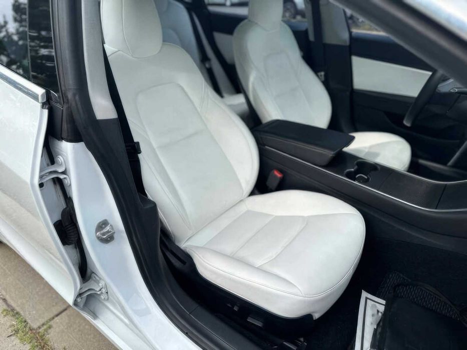 Tesla Model 3 Performance      2020