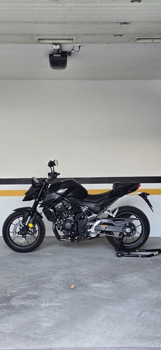 Honda Hornet 750 - 2025
