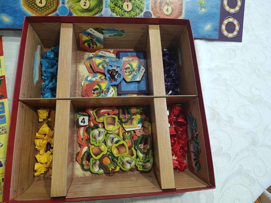 Jogo tabuleiro Catan  júnior Devir