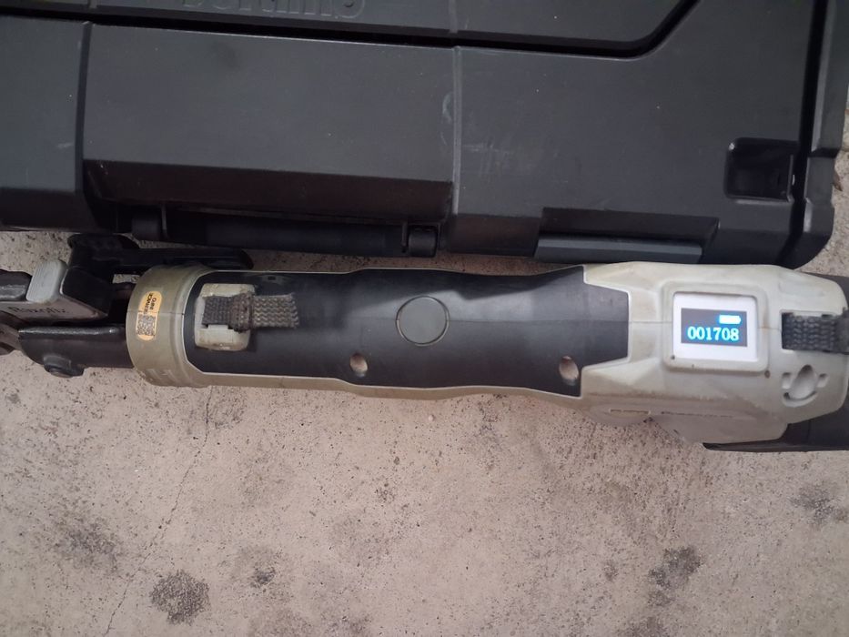 Máquina de cravar viega