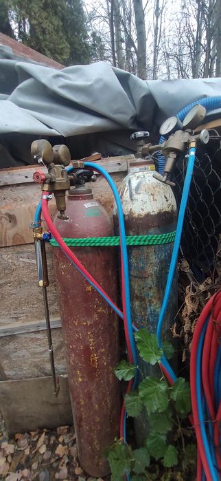 Butle, palniki, gazy techniczne, tlen, acetylen.