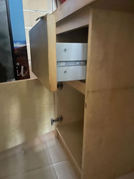 Secretaria com gaveta