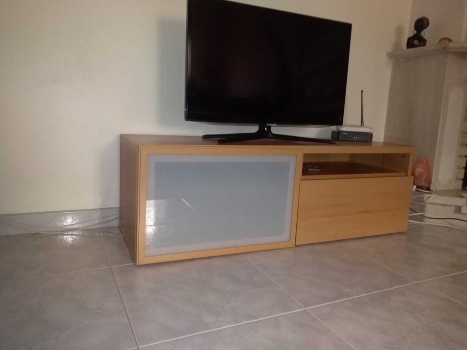 Móvel TV com arrumação