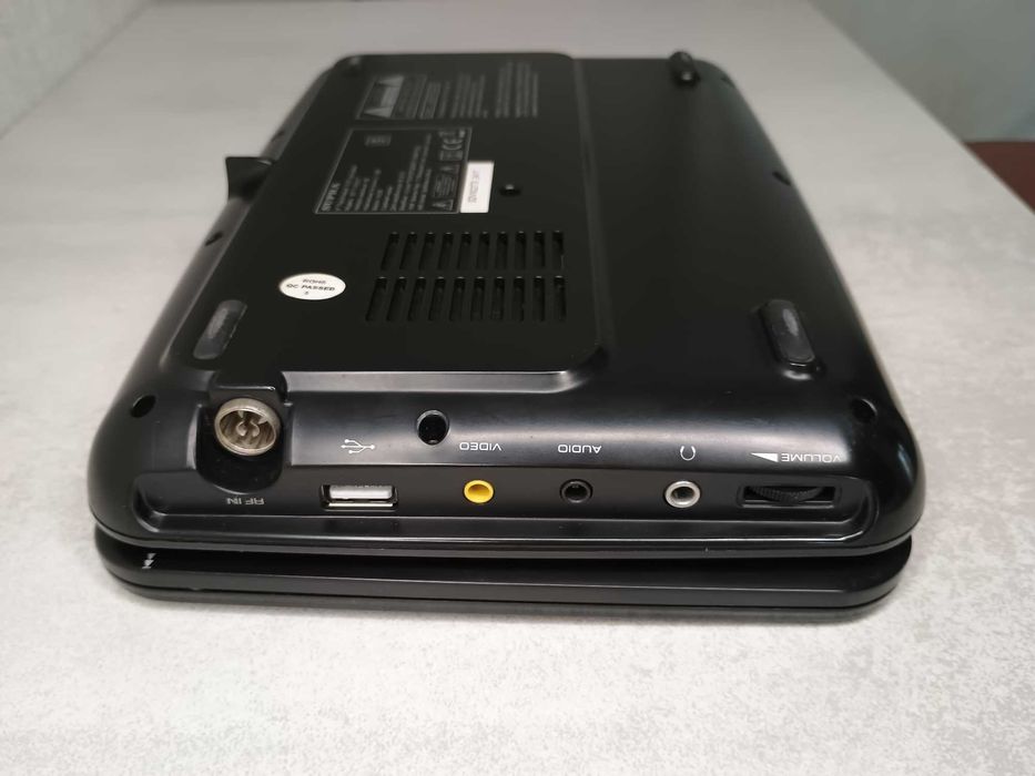 Медіаплеєр Supra SDTV-922UT + сумка