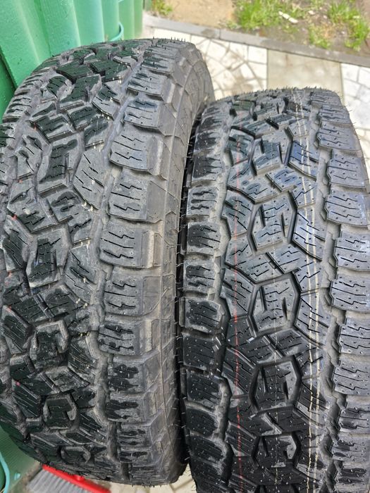 Toyo Open Country A/T 225/70 R16 200км пробігу