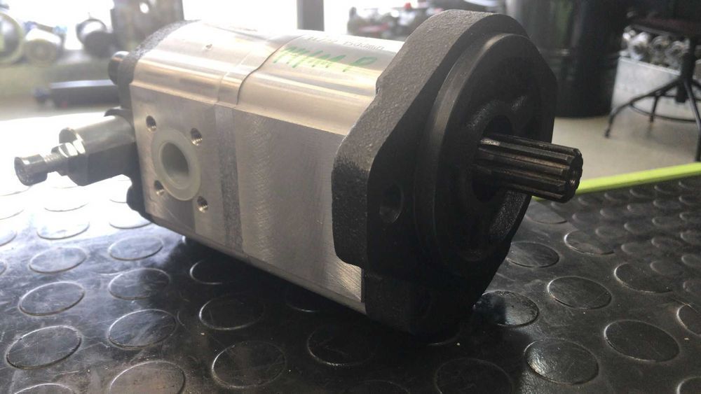 Pompa hydrauliczna terex tc22