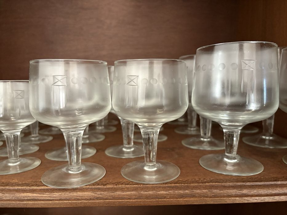 Conjunto de copos vintage