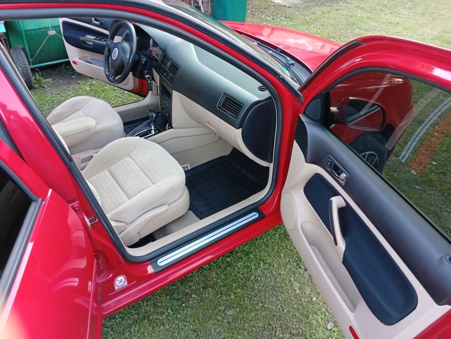 Volkswagen GOLF BORA 4 2004