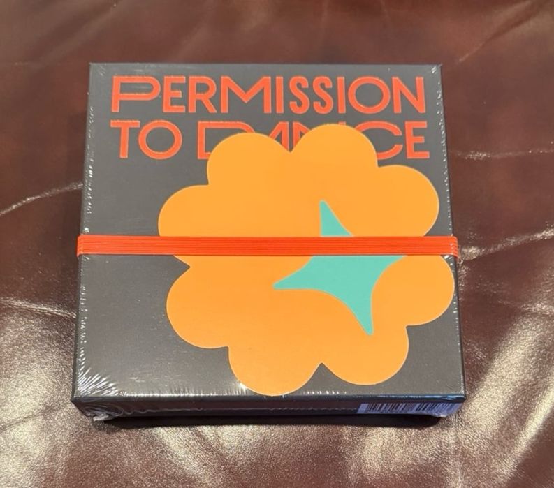 Продам BTS "Permission to Dance"  connect Ver., альбом запакований 
Пр