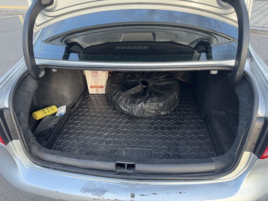 Volkswagen Passat B7 USA 2.5 Газ/Бензин ,170к/с