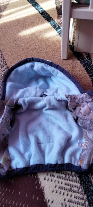 Продам весняну курточку для хлопчика