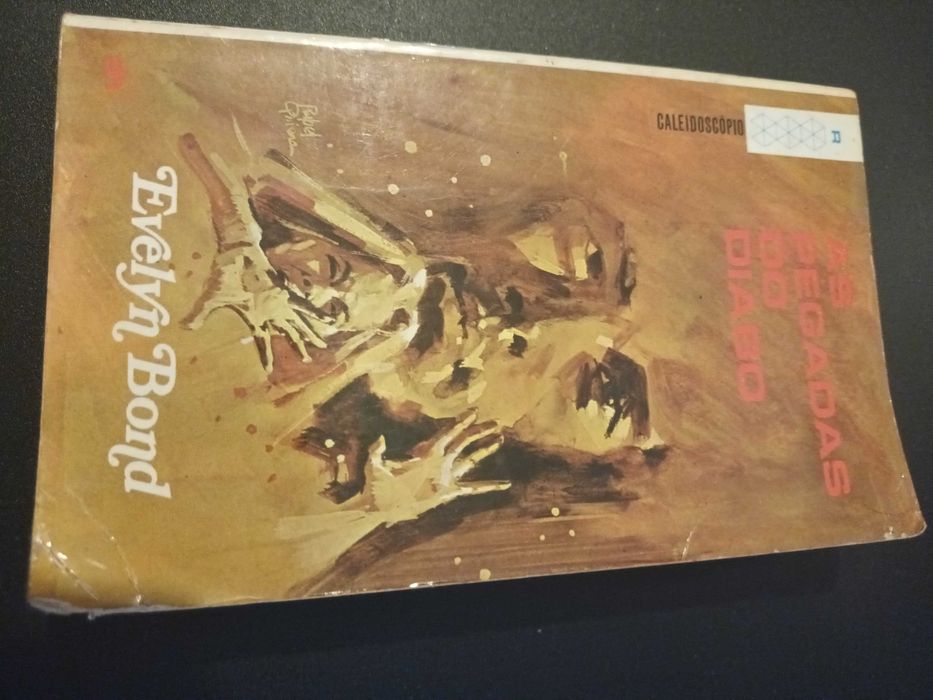 "Pegadas do Diabo" por Evelyn Bond