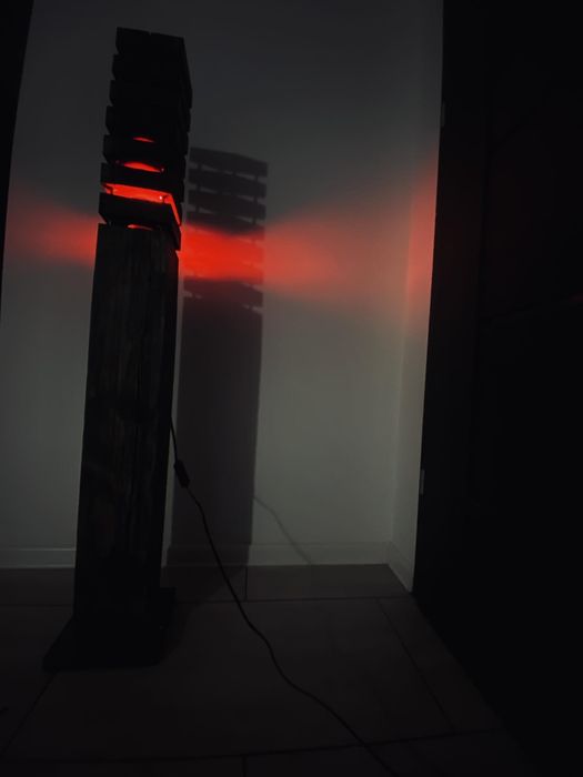 Lampa podłogowa lita sosna