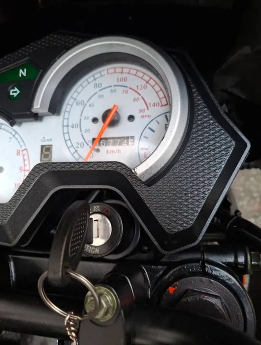 SWM ATX 125 do ano 2024