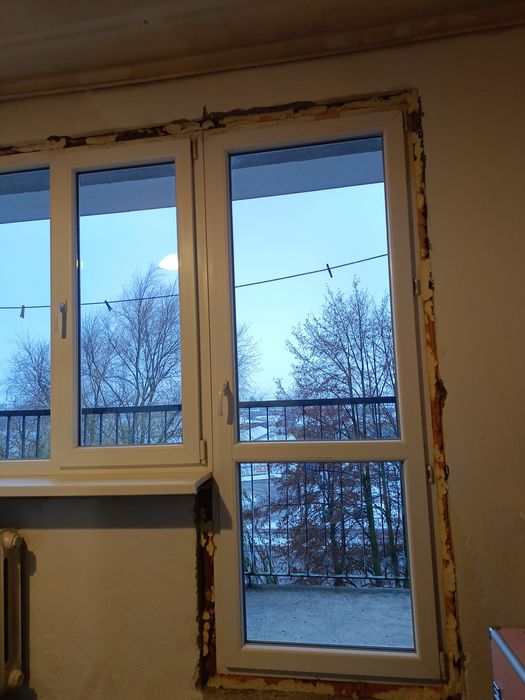 Sprzedam Okno Balkonowe