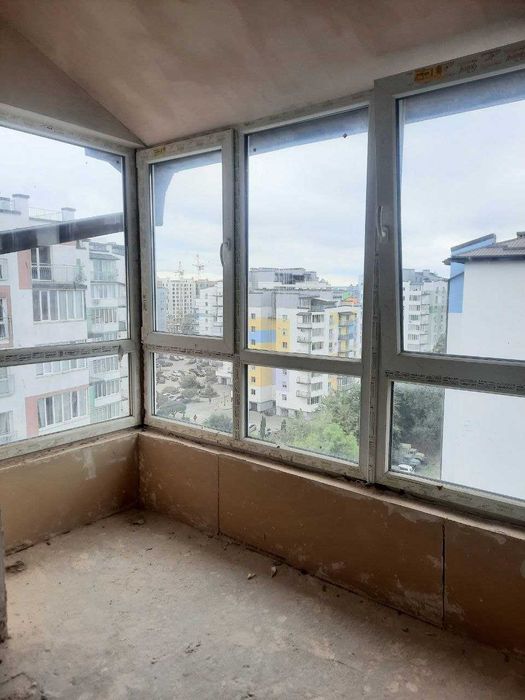 Продам ЗДАНУ 3к.квартиру в новобудові поруч з парком