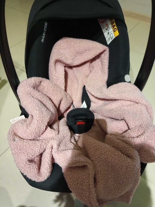 Sprzedam śpiworek do nosidełka