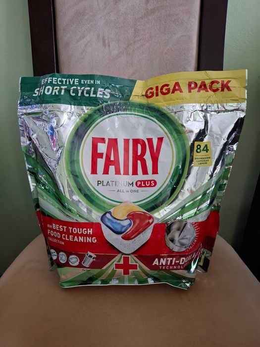 Kapsułki do zmywarki Fairy + GRATIS pasta do zębów