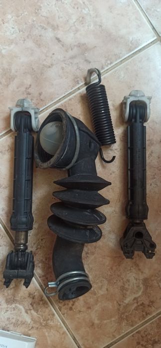 Запчастини до пральної машини Whirlpool