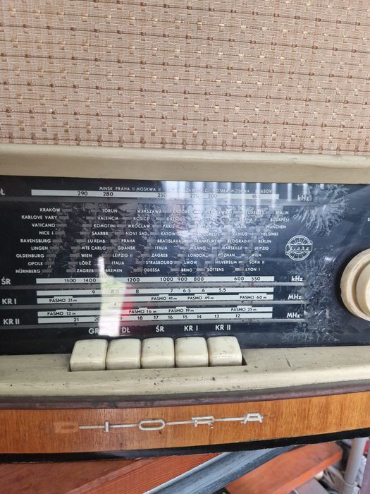 Radio z gramofonem