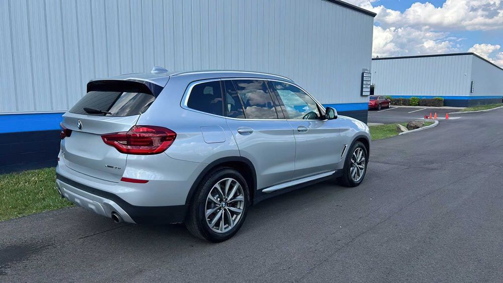 BMW X3 xDrive30i      2018