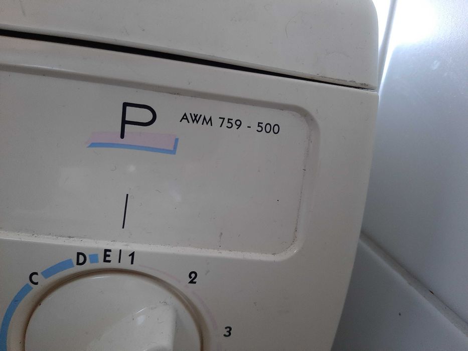 Máquina de lavar roupa Whirlpool AWM 759 - 500 (a funcionar)