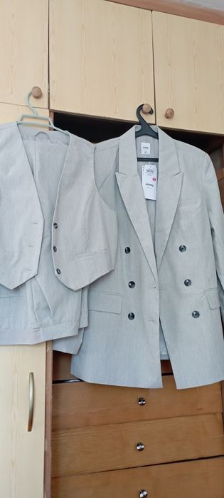 Новий жіночий костюм