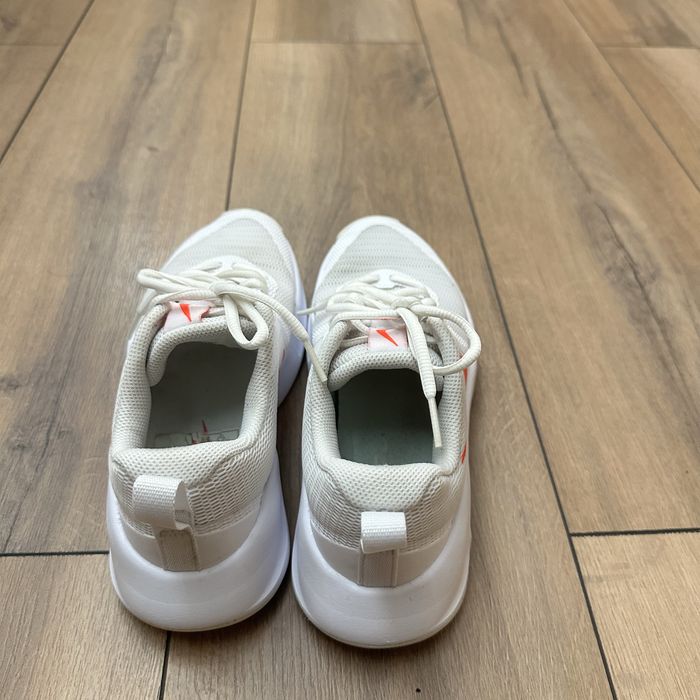 Кросівки жіночі Nike W MC Trainer 3