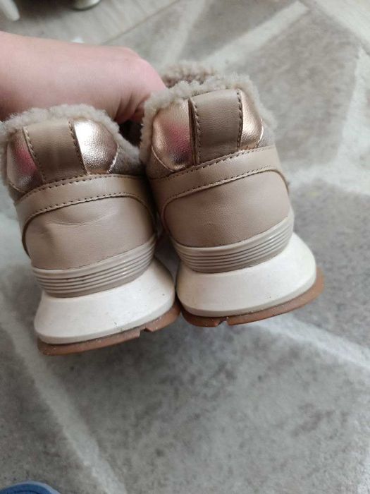 Зимові кросівки, натуральні, овчина, 39р., 25.5см