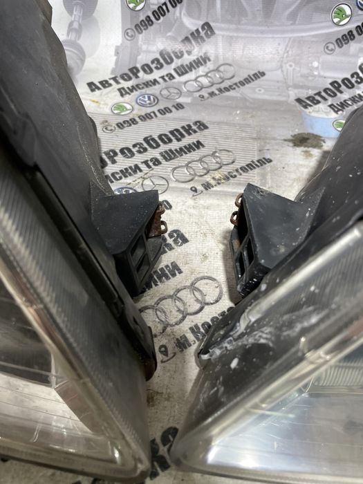 Фари Фара права та ліва Hyundai sonata NF 2005-2008