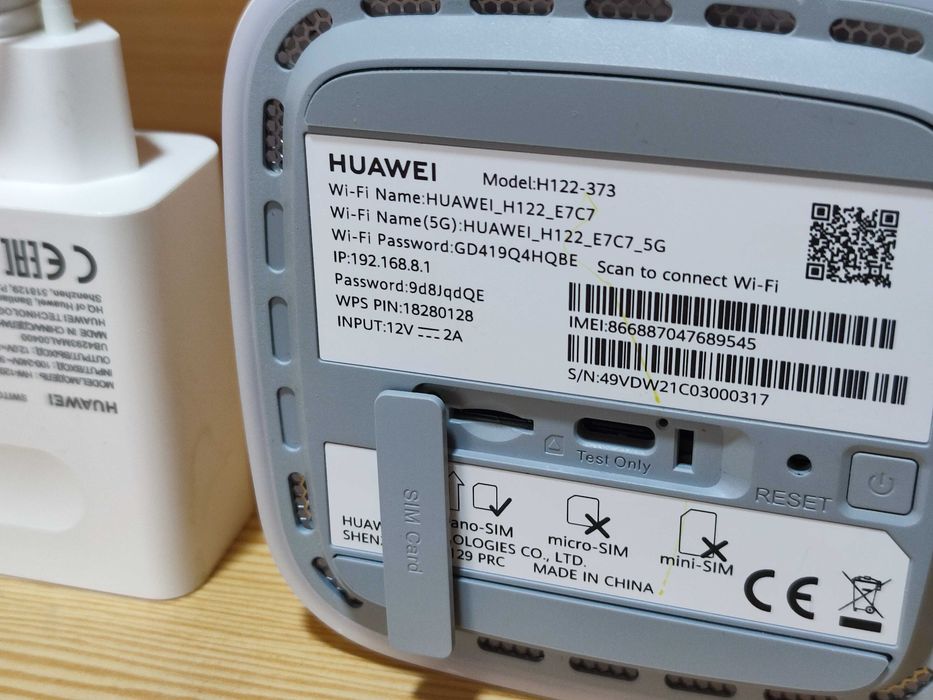 Huawei 5G H122-373 Wi-Fi 6 Plus Router SIM Desbloqueado