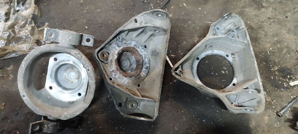 Опора амортизатора Ауді Фольксваген Порше Шкода. Опора стойки