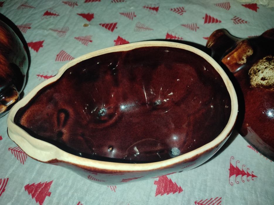 Глиняний посуд, горщик для запікання, чайний сервіз, чашки