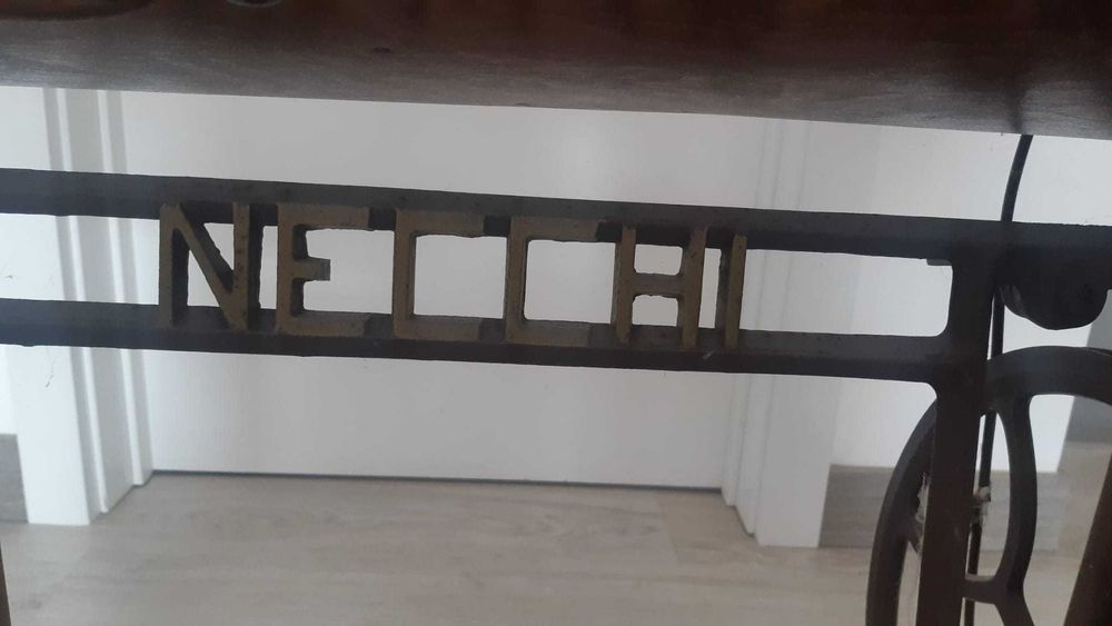 Maquina de costura Nechhi