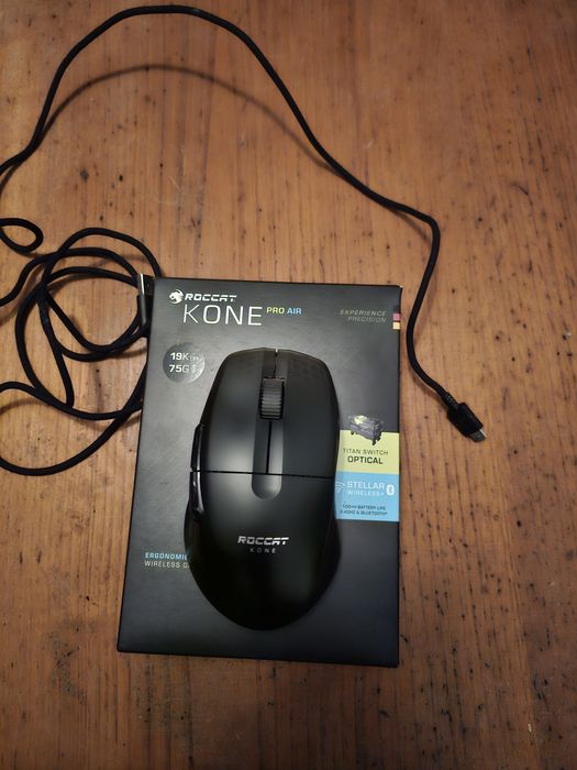Rato Roccat Kone Air Pro