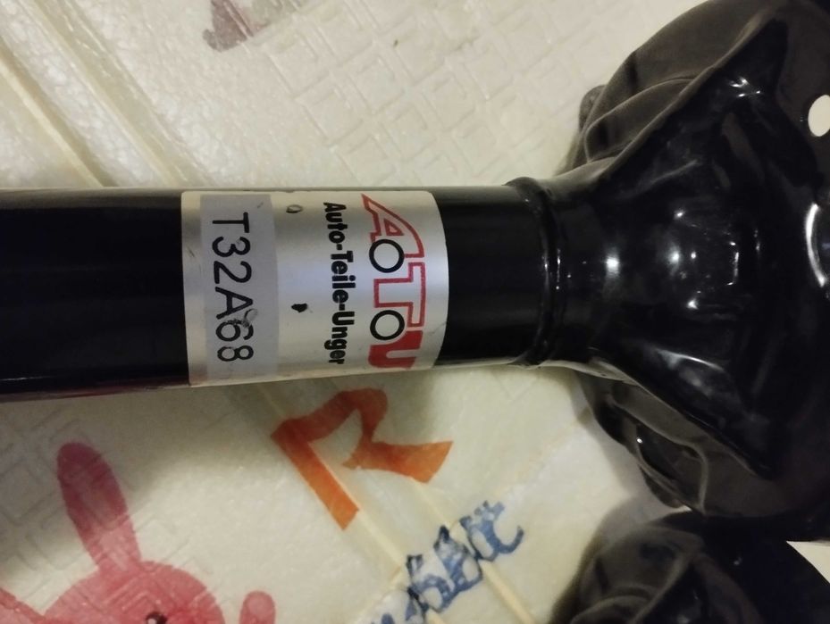 Передня стойки,амортизатори.